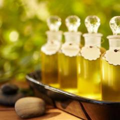 Preservation of essential oils for lazna