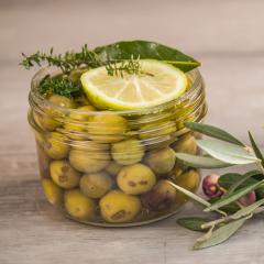 Мариновані оливки користь